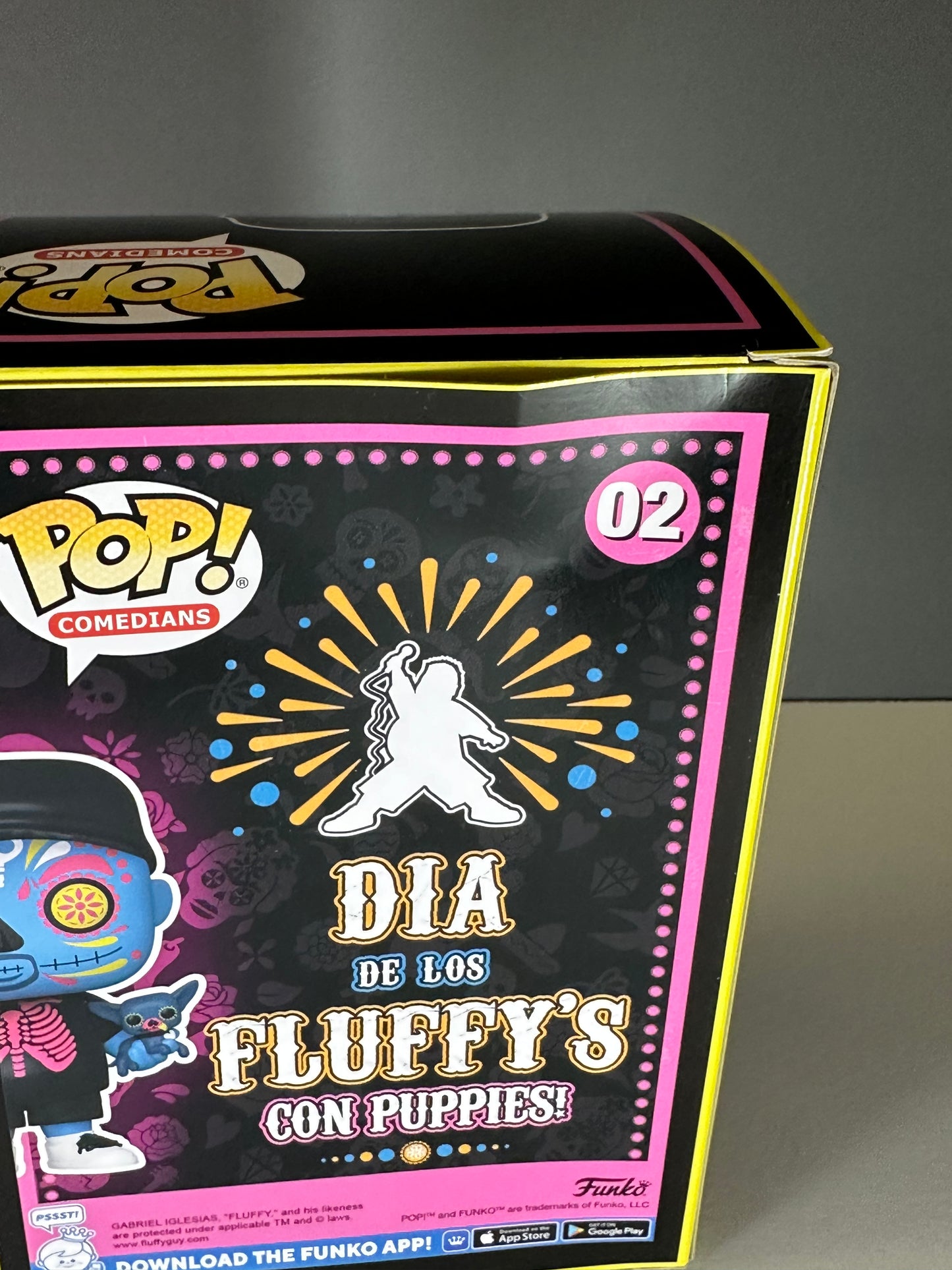 FUNKO POP COMEDIANS DIA DE LOS FLUFFY'S CON PUPPIES GABRIEL IGLESIAS MUST LOVE DOGS BLACKLIGHT #02