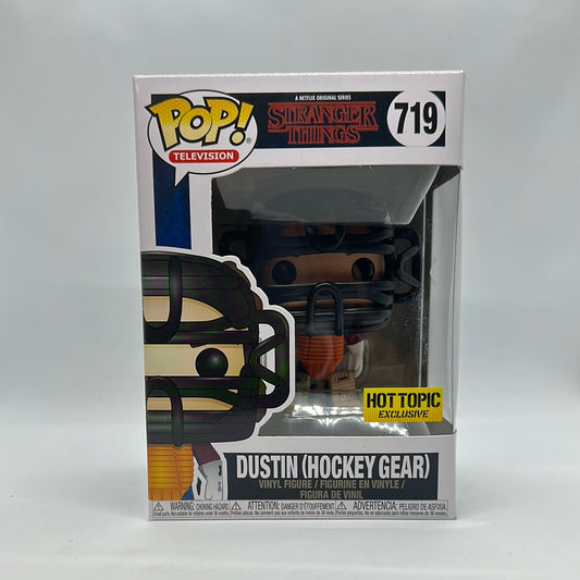 (NX) TV: Strangers Things - Dustin ( Hockey Gear ) HT Exclusive